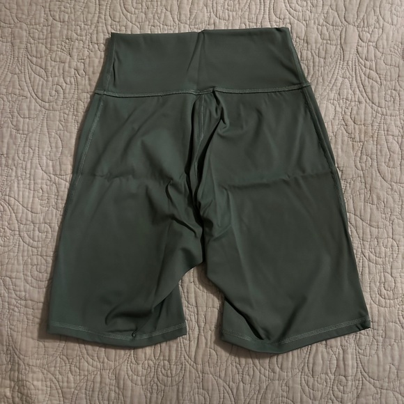 Gymshark Cycling Shorts - Picture 4 of 5